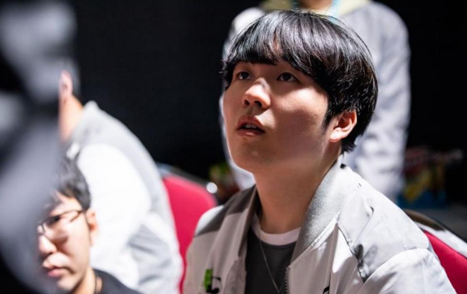 开云-败北引爆全场！，Rookie意外战胜尤文图斯气势如虹延续-开云